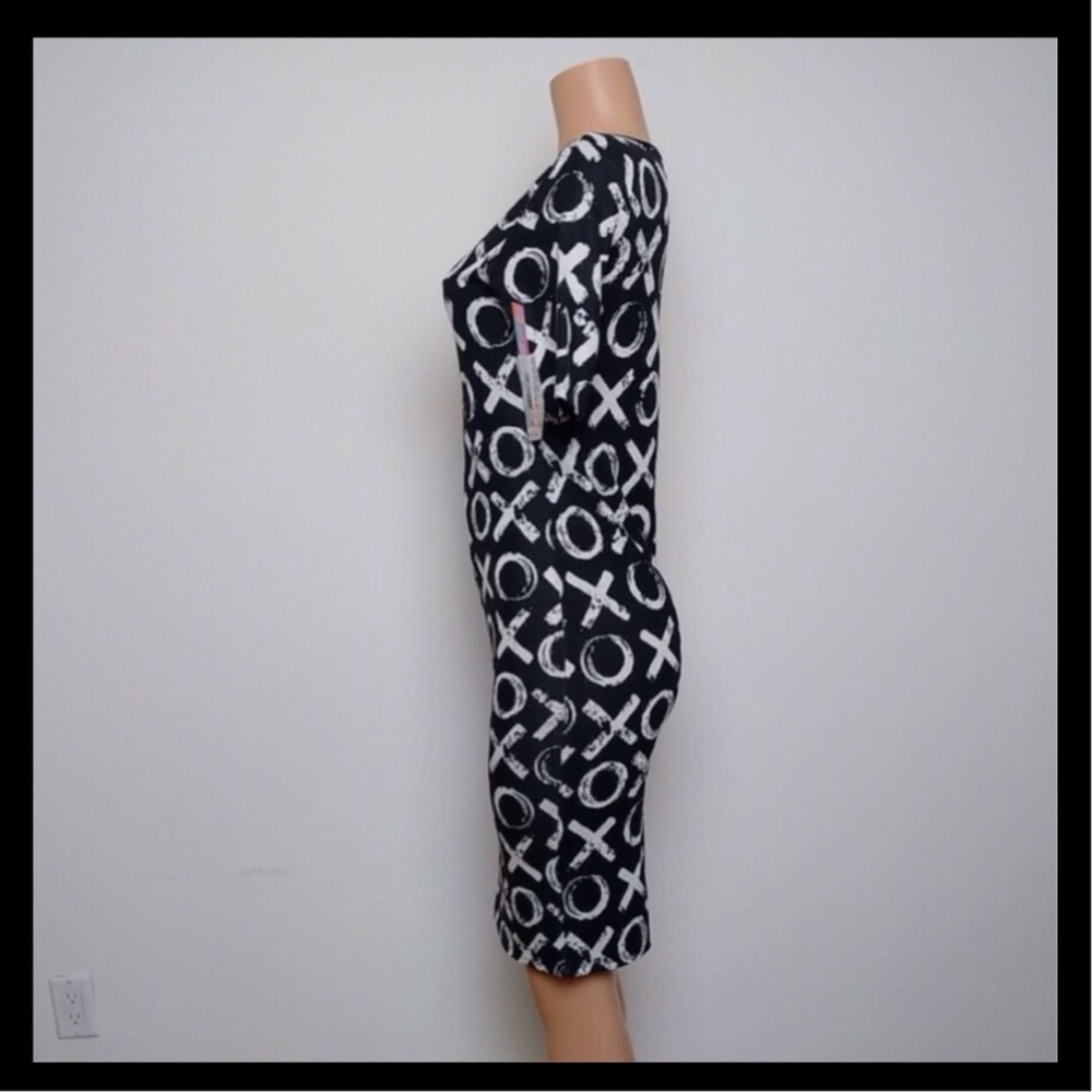 LuLaRoe Julia Dress LBD XOXO Rare - Picture 2 of 7